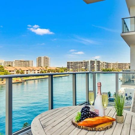 Luxury Amenities, Infinity Pool, Gym, Hot Tub Apartment ฮอลลีวูด ภายนอก รูปภาพ