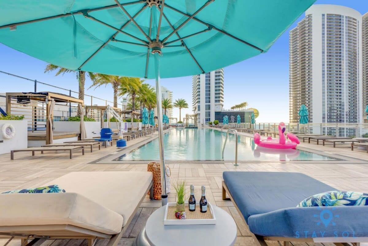 Luxury Amenities, Infinity Pool, Gym, Hot Tub Apartment ฮอลลีวูด ภายนอก รูปภาพ