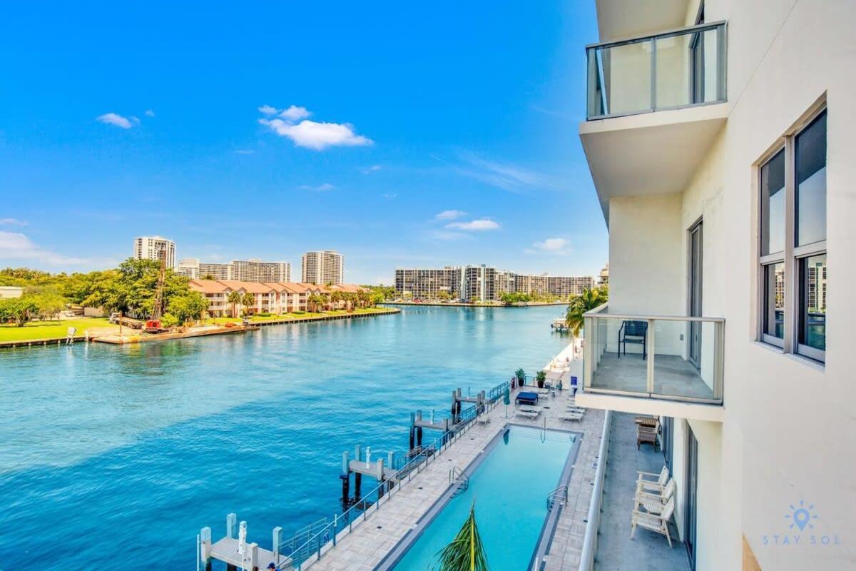 Luxury Amenities, Infinity Pool, Gym, Hot Tub Apartment ฮอลลีวูด ภายนอก รูปภาพ