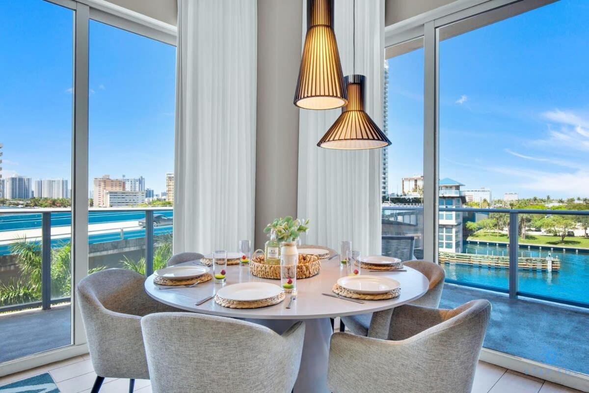 Luxury Amenities, Infinity Pool, Gym, Hot Tub Apartment ฮอลลีวูด ภายนอก รูปภาพ