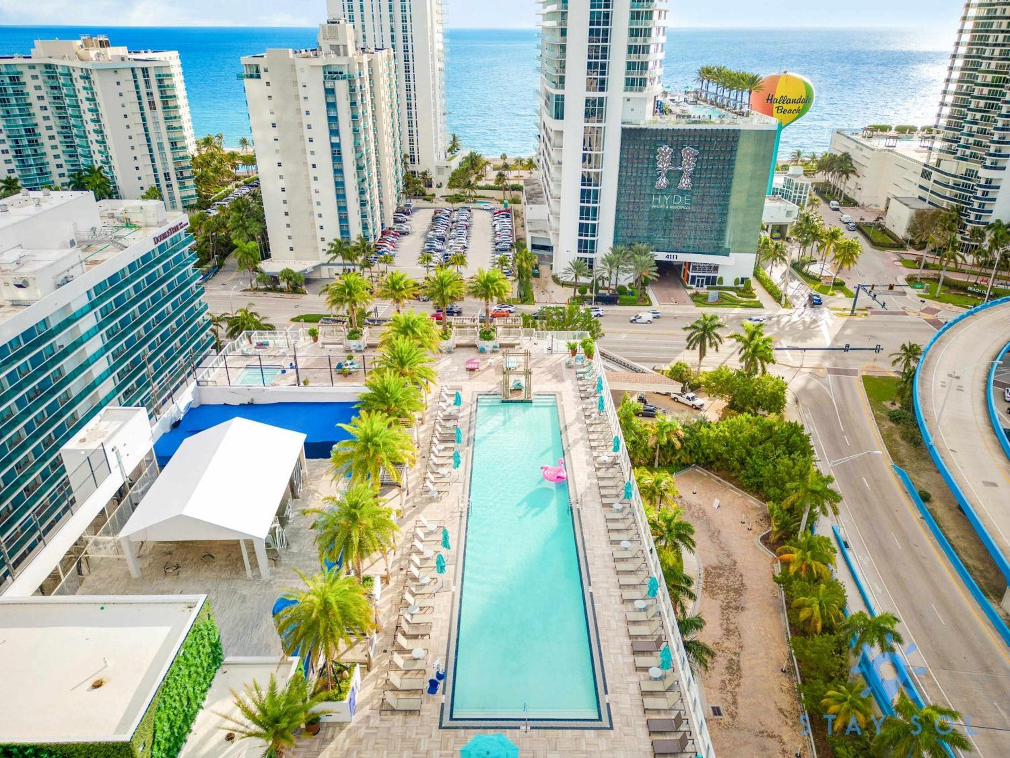 Luxury Amenities, Infinity Pool, Gym, Hot Tub Apartment ฮอลลีวูด ภายนอก รูปภาพ